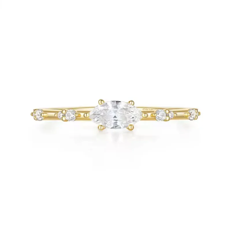 Rose Gold Promise Rings-Vivid Elegant Marquise-Cut Cubic Zirconia Ring