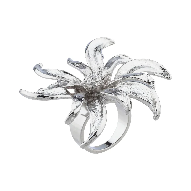 Antique Engagement Rings-COMET FLOWER RING