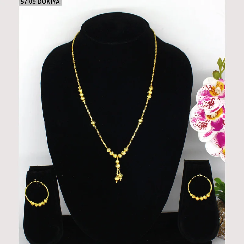 Simple Gemstone Choker Necklaces-Mahavir Dye Gold Dokiya Necklace Set