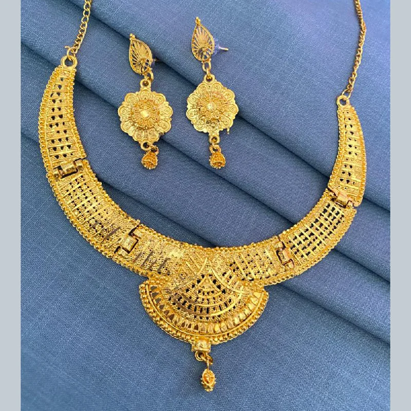 Chunky Statement Necklaces-Mahavir Gold Plated Forming Necklace Set