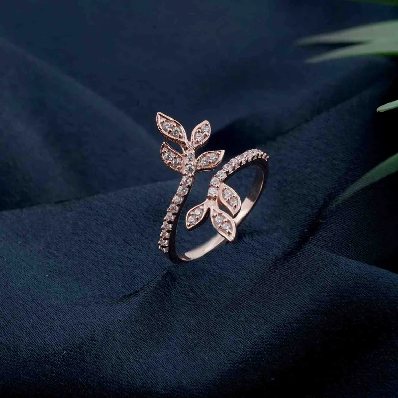 Luxury Wedding Bands-Silver Cubic Zirconia Love Leaf Ring